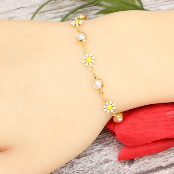Trendy Bracelet for Girls & Women – Cute, Adjustable & Gift-Ready | MLCRC1140 - Picture 10 of 10
